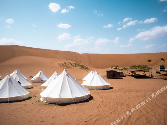 中卫边城漠北沙漠露营地