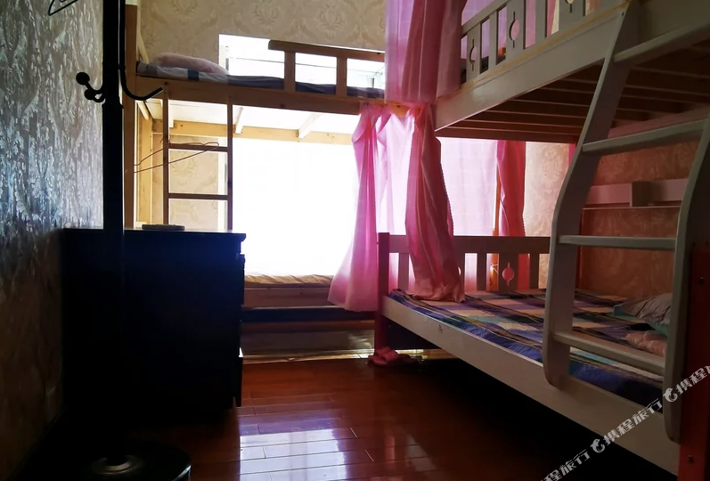 时光之恋青年旅舍(海口国贸店)