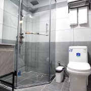 武隆华铵酒店